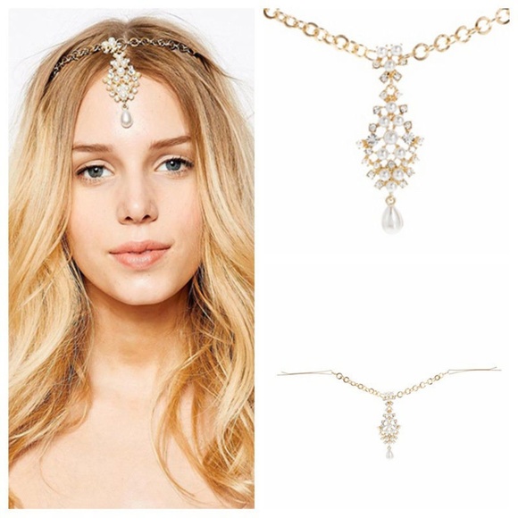 Accessories - Pearl & Rhinestone Gold Tikka Headpiece